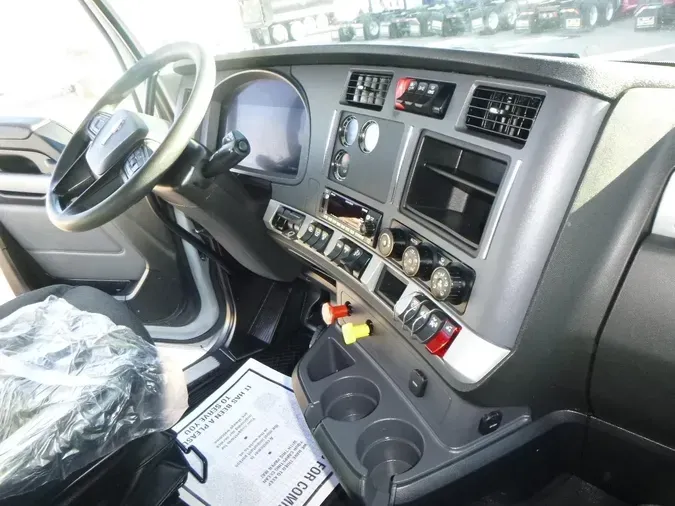 2022 Kenworth T680
