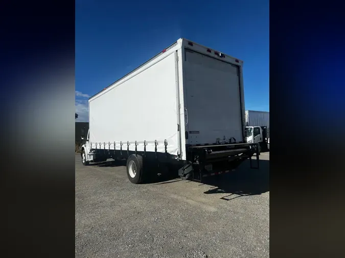 2018 FREIGHTLINER M2 106