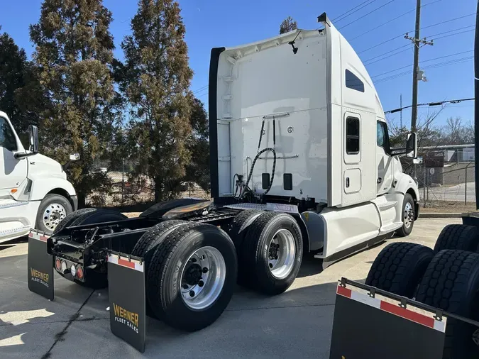 2021 KENWORTH T680