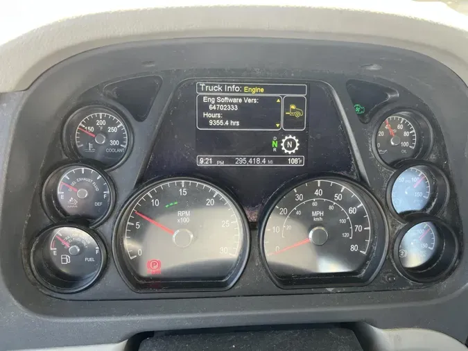 2021 Peterbilt 579
