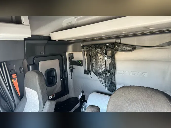 2020 Freightliner Cascadia