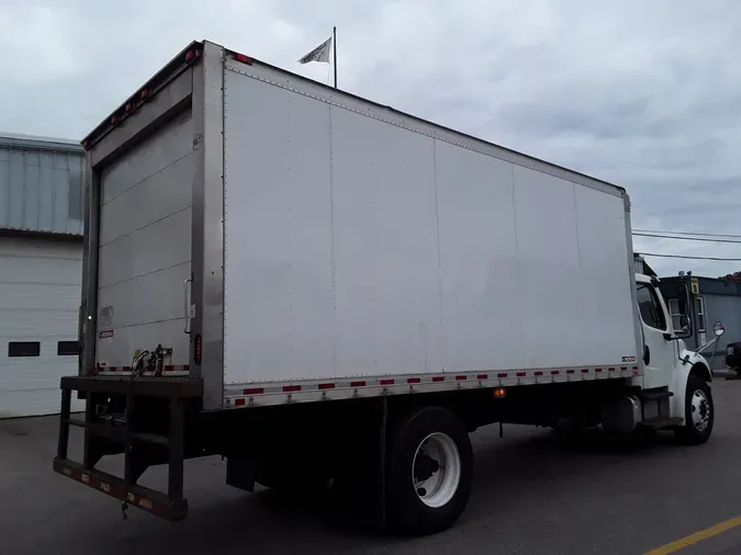 2018 FREIGHTLINER/MERCEDES M2 106