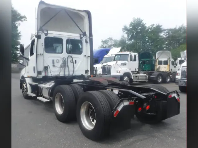 2019 FREIGHTLINER NEW CASCADIA PX12664