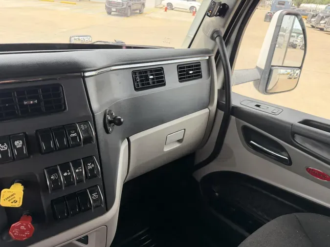 2022 Peterbilt 579b62eb397f0f414e7dd2b4340da3315df