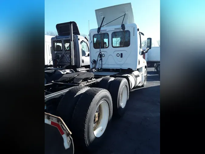 2019 FREIGHTLINER/MERCEDES CASCADIA 125