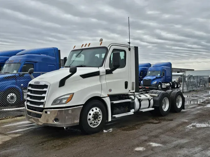 2020 Freightliner New Cascadia