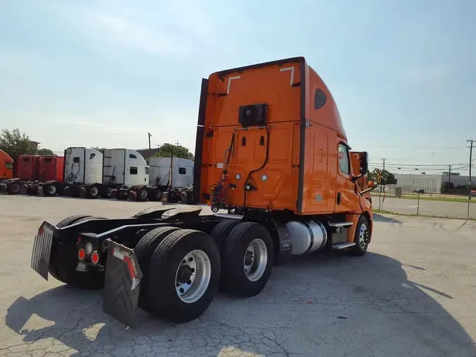2019 FREIGHTLINER NEW CASCADIA PX12664