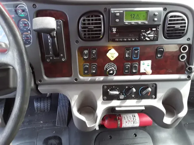 2018 FREIGHTLINER/MERCEDES M2 106