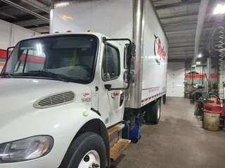 2014 FREIGHTLINER/MERCEDES M2 106