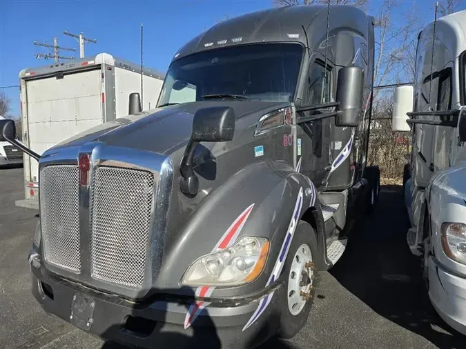 2022 KENWORTH T680