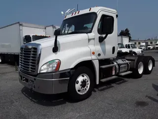 2018 FREIGHTLINER CASCADIA 125