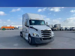 2023 Freightliner Cascadia 126