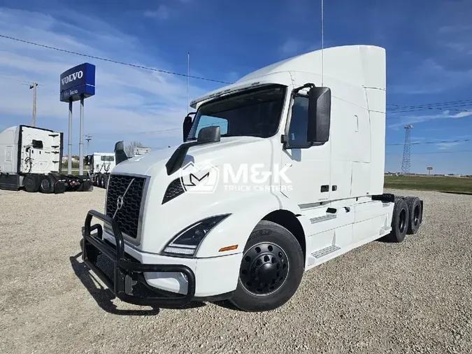 2023 VOLVO VNR64T640b63d97c625b6b161d160d85d88b1c880