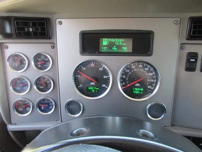 2020 Kenworth T270