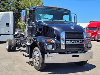 2024 MACK MD6