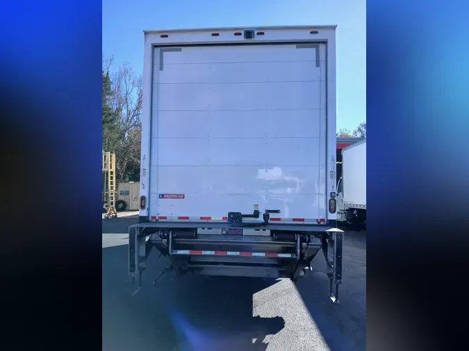 2019 FREIGHTLINER/MERCEDES M2 106