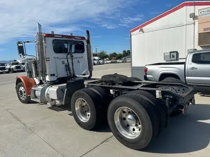 2020 Peterbilt 579