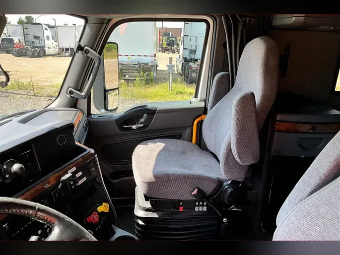 2021 INT LT625 6x4