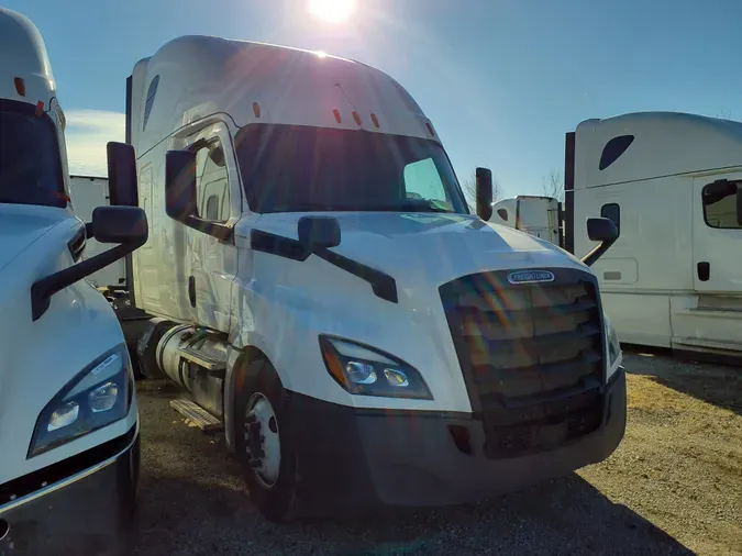 2019 FREIGHTLINER/MERCEDES CASCADIA 125