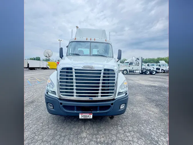 2019 FREIGHTLINER/MERCEDES CASCADIA 125