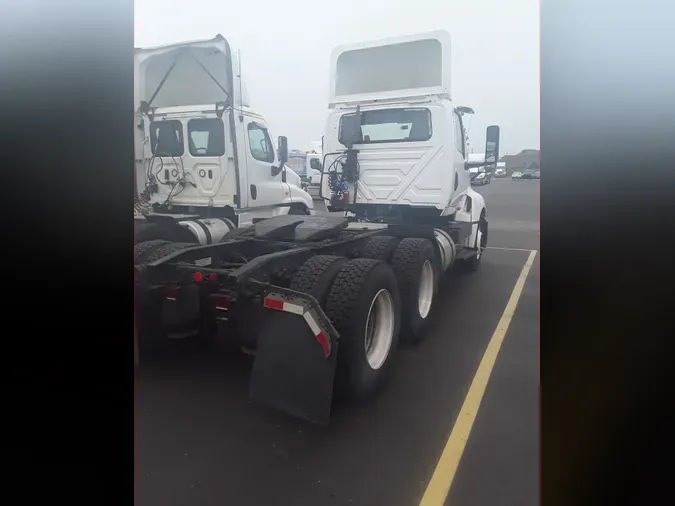 2019 NAVISTAR INTERNATIONAL LT625 DAYCAB T/A