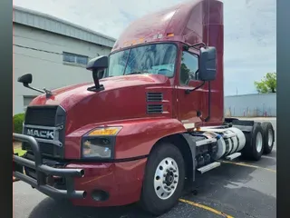 2019 MACK TRUCKS, INC. ANTHEM 64T