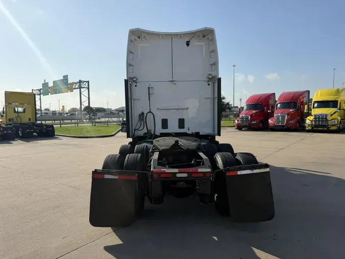 2021 Peterbilt 579