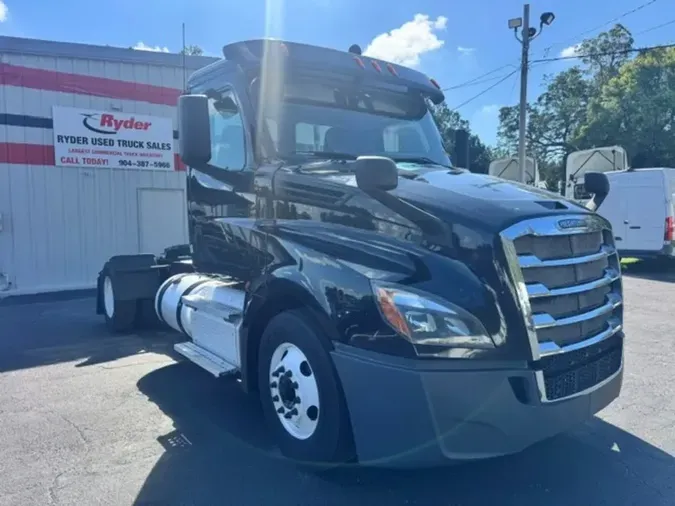 2019 FREIGHTLINER/MERCEDES NEW CASCADIA 126
