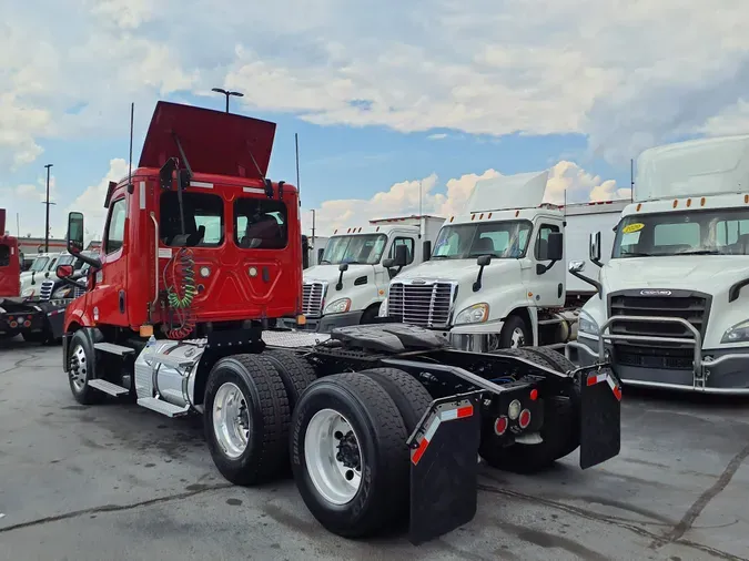 2019 FREIGHTLINER/MERCEDES NEW CASCADIA PX12664