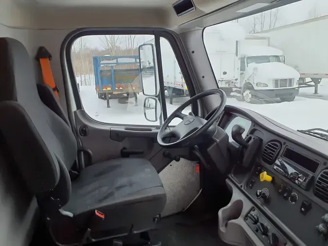 2019 FREIGHTLINER/MERCEDES M2 106
