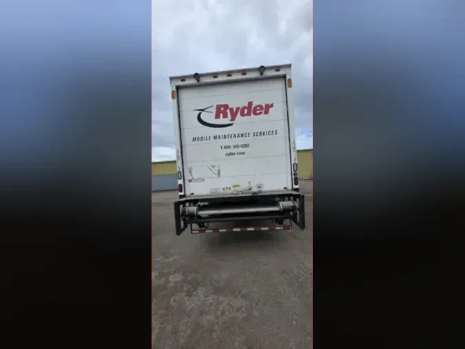 2012 FREIGHTLINER/MERCEDES M2 106