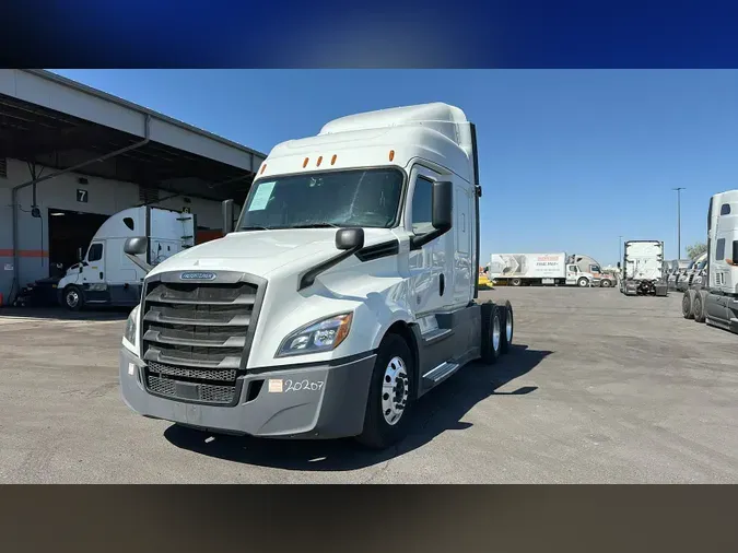 2020 Freightliner Cascadia