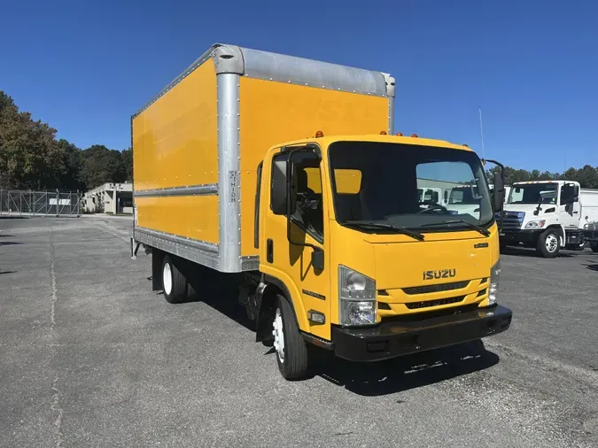 2018 Isuzu NPRb66580cb5887603f8c99f9a333d74062