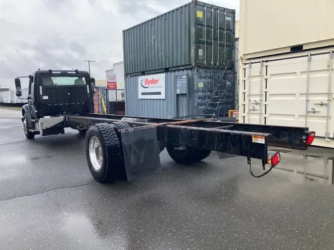 2019 FREIGHTLINER/MERCEDES M2 106