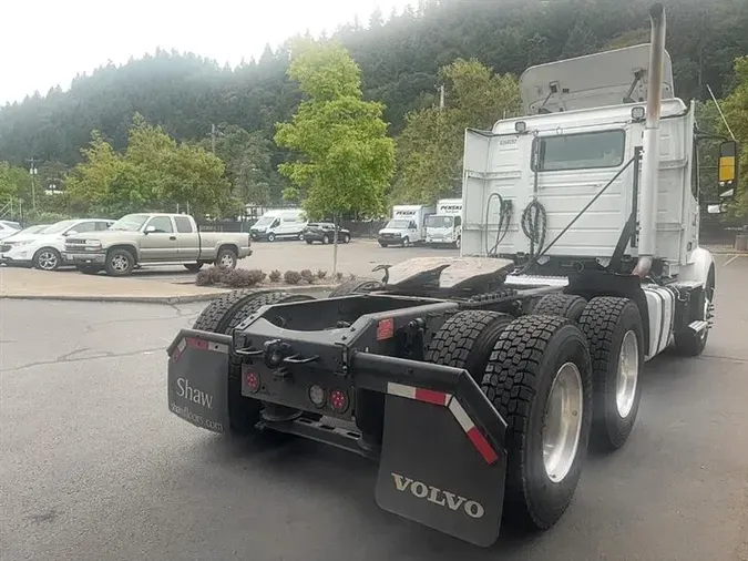 2020 VOLVO VNR300b66947f9e364b00329adeeece6bb303e