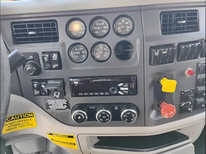 2019 Peterbilt 567