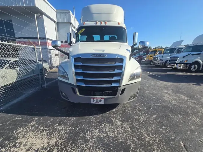 2018 FREIGHTLINER NEW CASCADIA PX12664