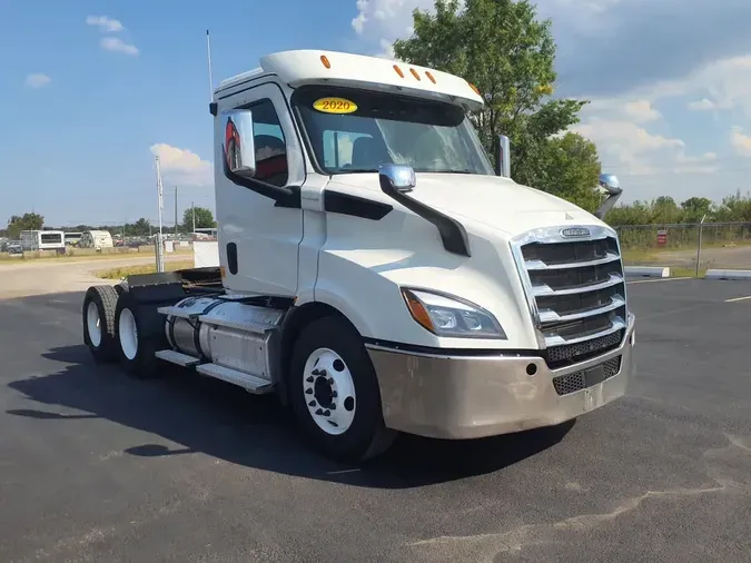 2020 FREIGHTLINER/MERCEDES NEW CASCADIA 116b676712e85200f5034c1930379acf5aa