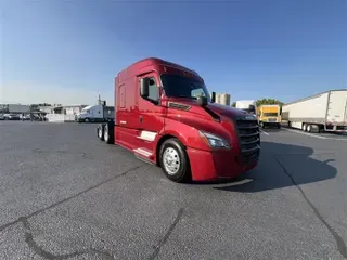 2019 FREIGHTLINER CA126