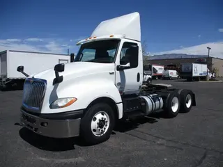 2019 NAVISTAR INTERNATIONAL LT625 DAYCAB T/A