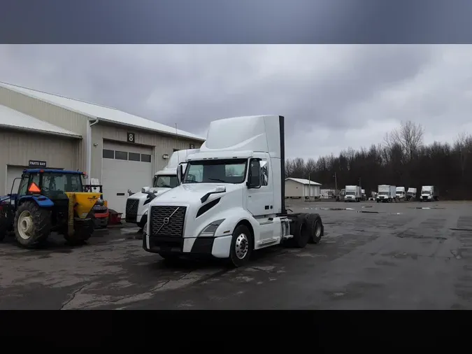 2019 Volvo VNL300