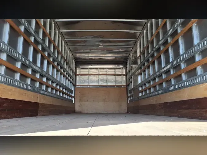 2019 FREIGHTLINER/MERCEDES M2 106