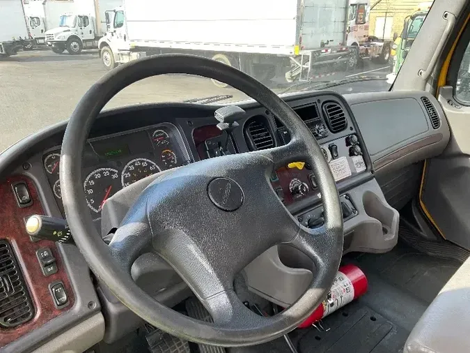 2018 Freightliner M2