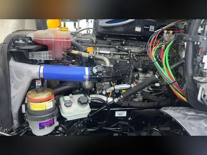 2022 FREIGHTLINER CA126