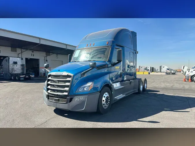 2023 Freightliner Cascadia 126