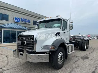 2026 MACK Granite GR64B