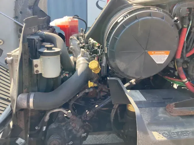 2019 NAVISTAR INTERNATIONAL RH613 DAYCAB S/Ab68266b6c73985e0becba7c910cfae3d