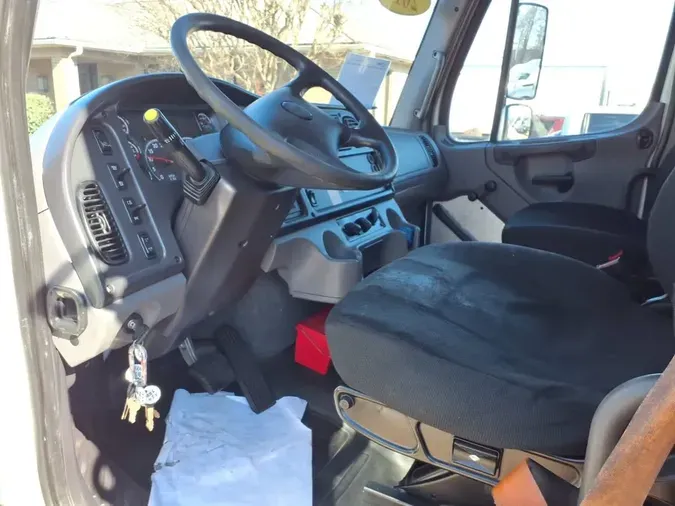 2019 FREIGHTLINER/MERCEDES M2 106