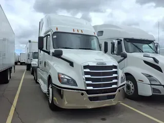 2019 FREIGHTLINER NEW CASCADIA PX12664