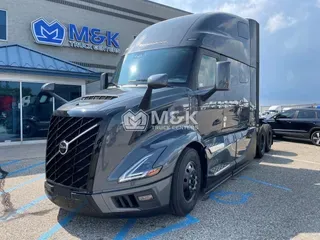 2026 VOLVO VNL64T860